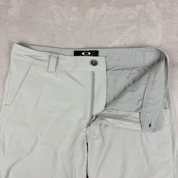 Oakley Shorts Mens 32 Light Gray Performance Active Golf Stretch Lightweight - Picture 2 of 15